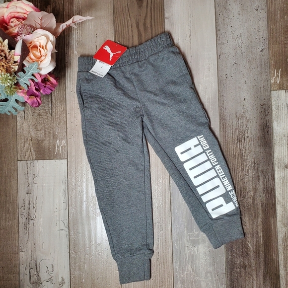 NWT Puma Boys SIze 4 Gray and White Logo Jogger Sweatpants - Picture 13 of 15